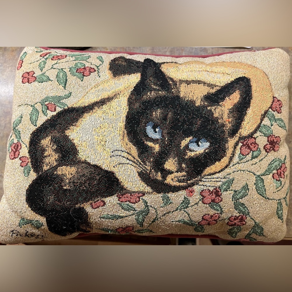 Siamese cat cross-stitch pillow